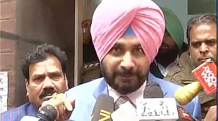 பஞ்சாப் சட்டசபை தேர்தல்: அமிர்த்சர் கிழக்கு தொகுதியிலிருந்து சித்து மனுதாக்கல்!
