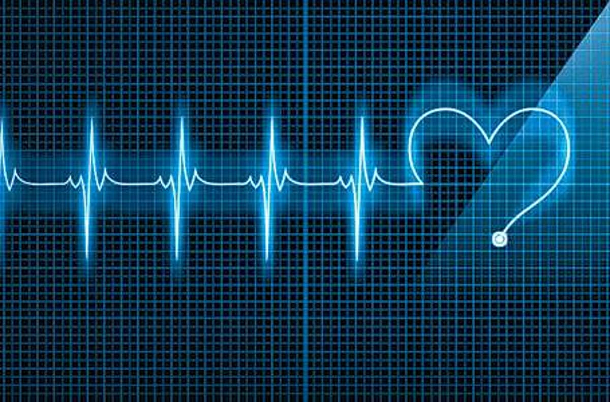 பாகிஸ்தானில் நெஞ்சுக்கூட்டுக்கு வெளியே இதயத்தோடு பிறந்த குழந்தை