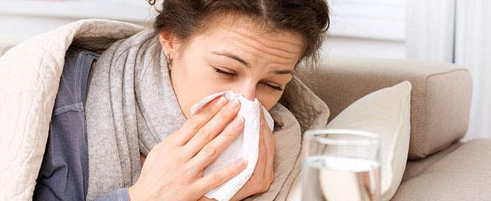 தும்மல், மூக்கில் நீர் வடிதல் போன்ற ஒவ்வாமைக்கு ஆயுர்வேதத்தில் மருந்து!