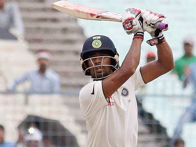 சாஹாவுக்குப் பதிலாக பார்தீவ் படேலா? ஹர்ஷா போக்ளே கோபம்!