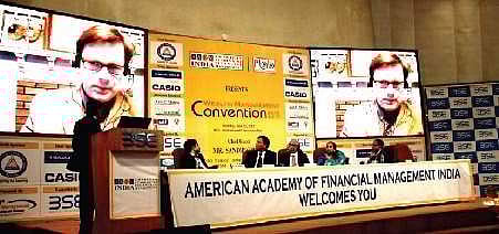 பட்டப்படிப்பு படித்துவிட்டு... அதற்கும் மேலே என்ன படிப்பது? என்று யோசிக்கிறீர்களா நீங்கள்?