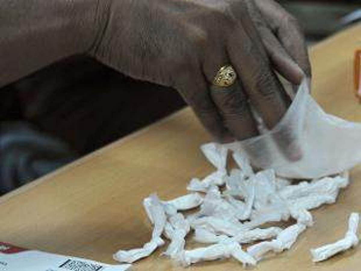 'அயன்' திரைப்பட பாணியில் ரூ.5 கோடி கோகைன் கடத்தல்: சென்னையில் தென் ஆப்பிரிக்க பெண் கைது!