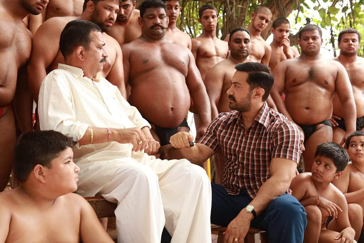 அமீர் கானின் டங்கல்: இந்தியாவில் மட்டும் ரூ. 300 கோடி வசூல்!