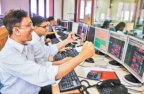 பங்குச் சந்தையில் எழுச்சி: சென்செக்ஸ் 748 புள்ளிகள் ஏற்றம்!
