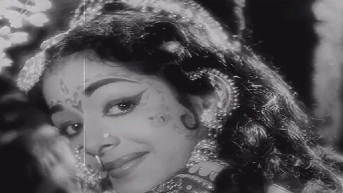 'செக்ஸுங்கறது ட்ரஸ்ல மாத்திரம் இல்ல' - கே .ஆர்.விஜயா