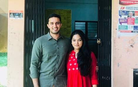 ஒரு மில்லினர் வீட்டு ‘ஸோ சிம்பிள்’ திருமணம்... இரண்டு கம்ப்யூட்டர்கள் மட்டுமே திருமணச் செலவாம்!