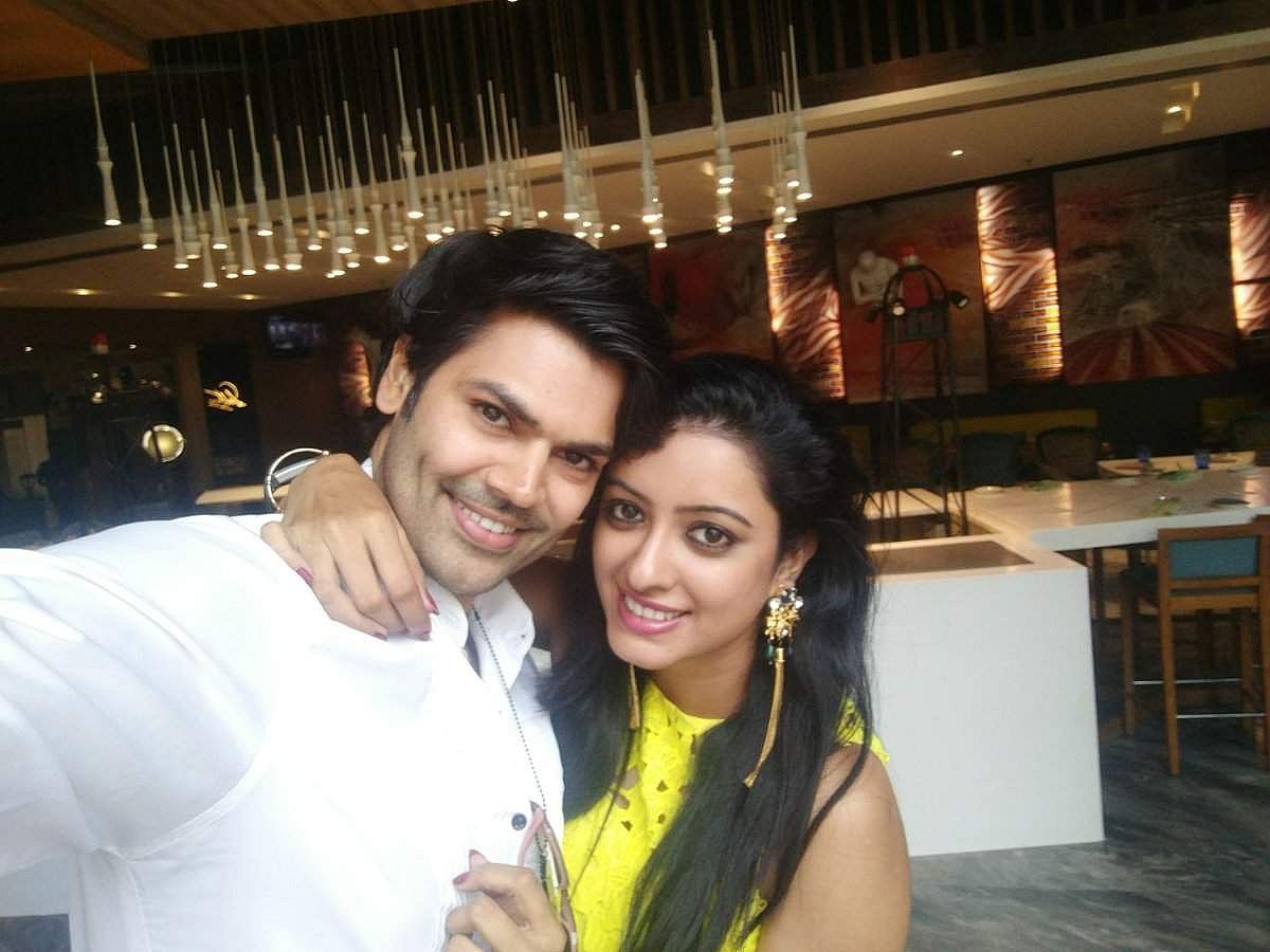 காதலும் தியாகமும்: மனைவியைப் புகழும் கணேஷ் வெங்கட்ராம்!