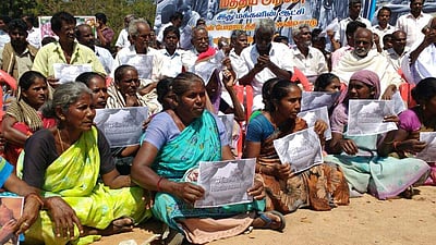 ஹைட்ரோ கார்பன் திட்டத்திற்கு எதிரான நெடுவாசல் மக்கள் போராட்டம் தற்காலிக வாபஸ்!       