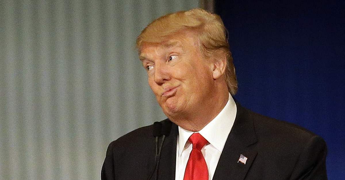 'நான் மிகவும் புத்திசாலியான மனிதன்': தனக்குத்தானே சான்றிதழ் கொடுத்துக் கொண்ட அமெரிக்க அதிபர்!