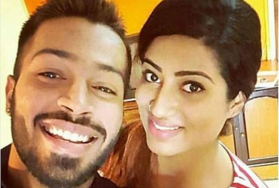 யார் அந்தப் பெண்?: புதிரை விடுவித்த பாண்டியா!