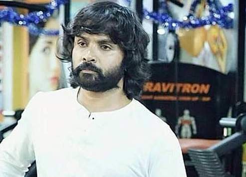 ‘பிக் பாஸ்’ நிகழ்ச்சியில் இரண்டாம் இடத்துக்குப் பரிசுத்தொகை கிடையாது: கவிஞர் சிநேகன் பேட்டி