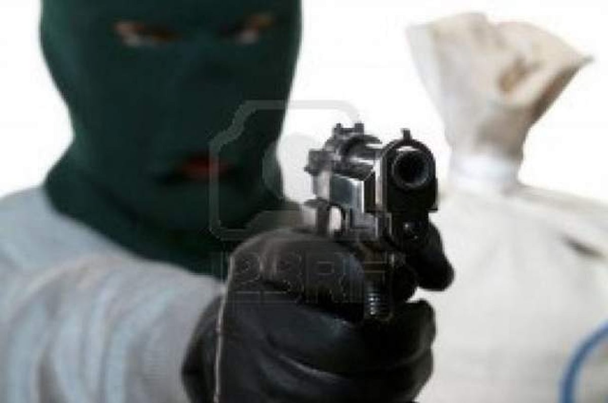 முதியவர்களை குறிவைக்கும் கொள்ளையர்கள்! தப்பிப்பது எப்படி?