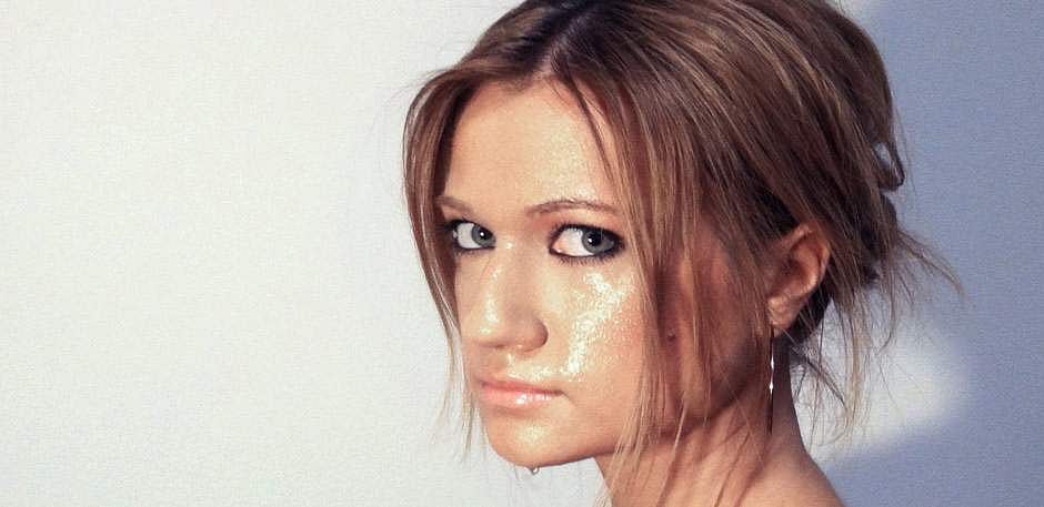 முகத்திலிருந்து எண்ணெய் வழிகிறதா? இதை முயற்சி செய்து பாருங்கள்!