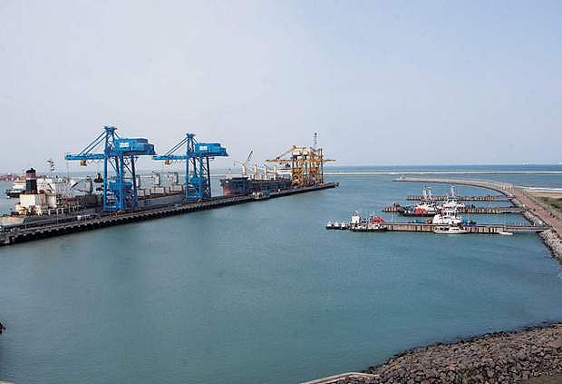 எண்ணூர் காமராஜர் துறைமுகத்தில் அதிகாரி வேலை: பொறியியல் பட்டதாரிகள் விண்ணப்பிக்க அழைப்பு