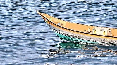 கர்நாடகாவில் படகு கவிழ்ந்து விபத்து: 16 பேர் பரிதாப பலி  