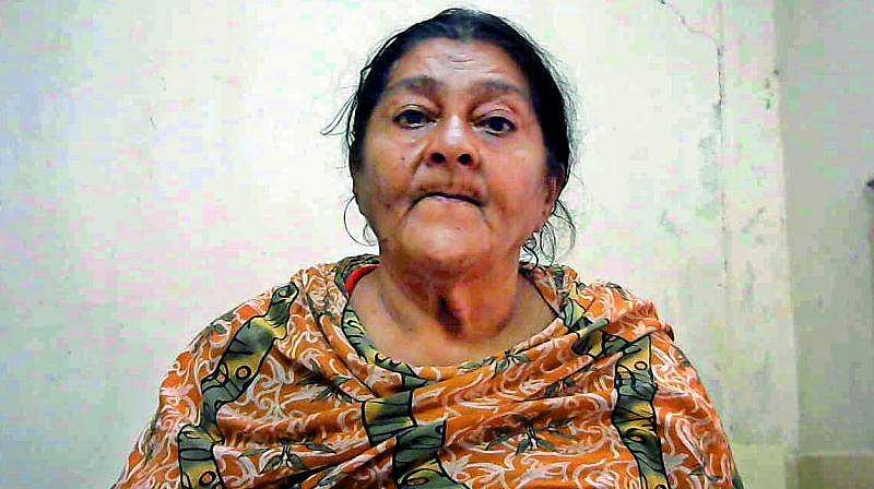 'பிச்சைக்காரன்' பட பாணியில் எம்.பி.ஏ படித்த பெண்மணி பிச்சை எடுத்தார்!