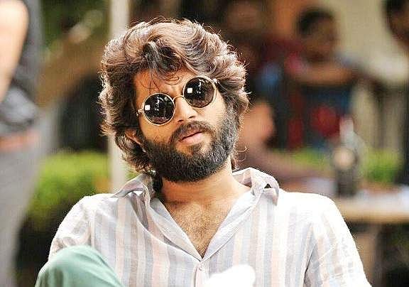 தமிழில் அறிமுகமாகிறார் அர்ஜுன் ரெட்டி கதாநாயகன்! அதிகாரபூர்வ அறிவிப்பு!