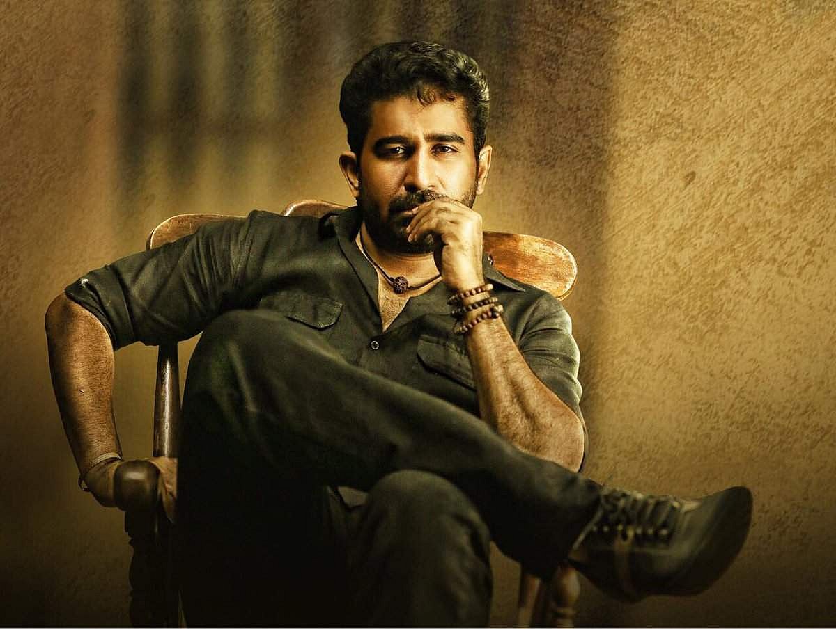 மிகைப்படுத்திச் சித்தரிக்கிறார்கள்: அன்புச்செழியனுக்கு விஜய் ஆண்டனியும் ஆதரவு!