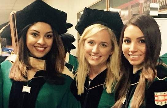 நடிப்பை விட்டு ஒரேடியாக விலகி அமெரிக்கா சென்றது ஏன்?: 'மயக்கம் என்ன’ கதாநாயகி ரிச்சா விளக்கம்! (படங்கள்)