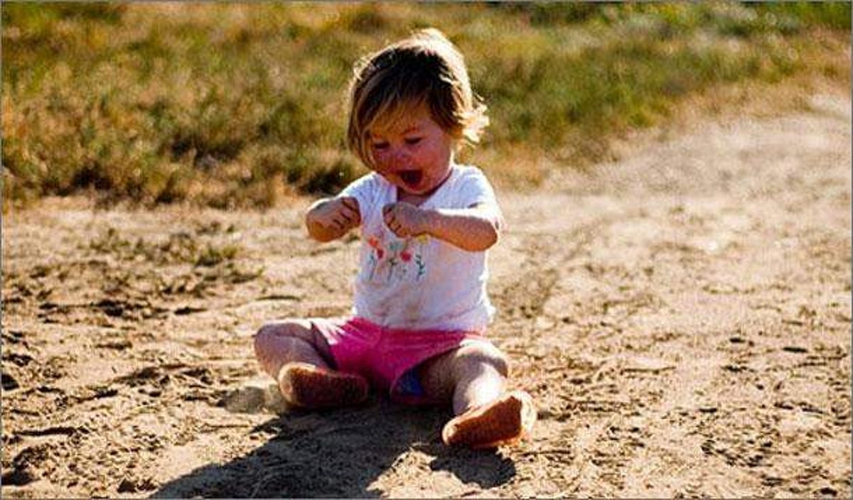 உங்கள் குழந்தை மண்ணை அள்ளி சாப்பிடுகிறதா?