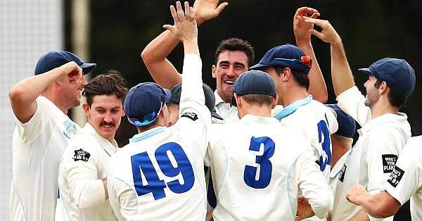 ஒரே போட்டியில் இரு ஹாட்ரிக்குகள் எடுத்து அசத்திய மிட்சல் ஸ்டார்க்! (வீடியோக்கள்)