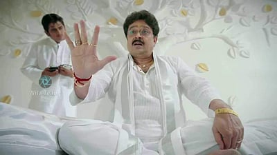 ரத்தாகிறது ஆர்கே நகர் தேர்தல்? அதிமுக ஆட்சிக்கு ஆபத்து? பரபரப்புத் திரி கிள்ளும் எஸ்.வி. சேகர்! 