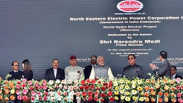 கிழக்கு முகம் பார்வை திருப்பிய பிரதமர்