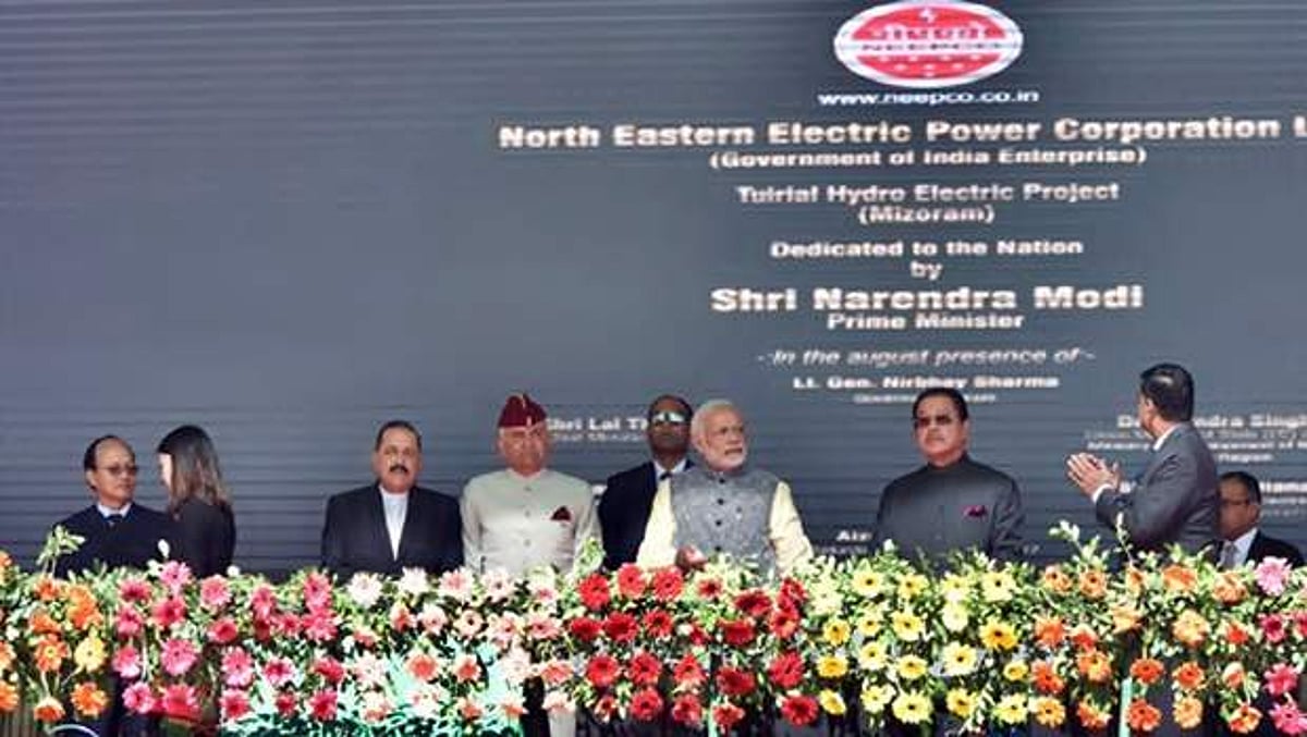 கிழக்கு முகம் பார்வை திருப்பிய பிரதமர்