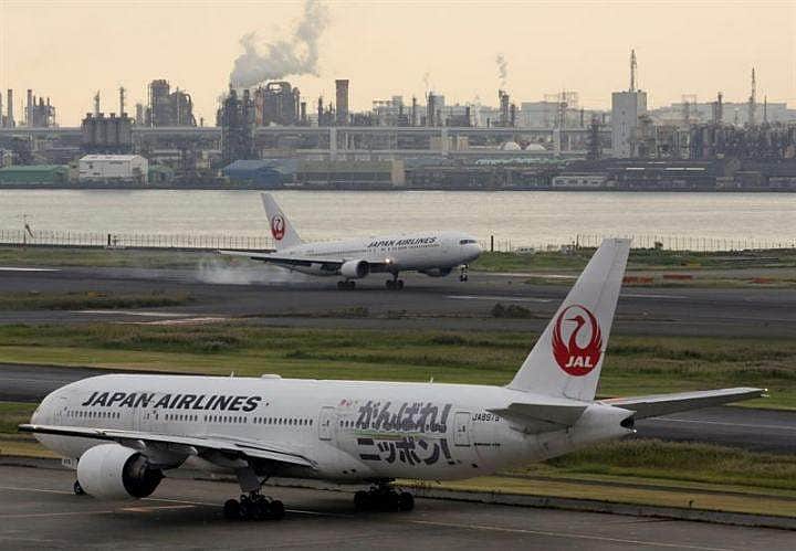 மோசடி மின்னஞ்சல்களால் 22 கோடி ரூபாயை இழந்த விமான நிறுவனம்! 