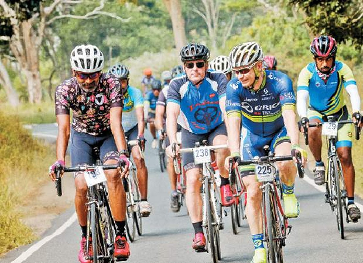 ரேஸ் அமெரிக்கா போட்டியில் தடம் பதித்த இந்தியர்!