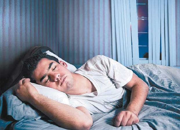 ஆயுள் காக்கும் ஆயுர்வேதம்: யாரெல்லாம் பகலில் தூங்கலாம்?