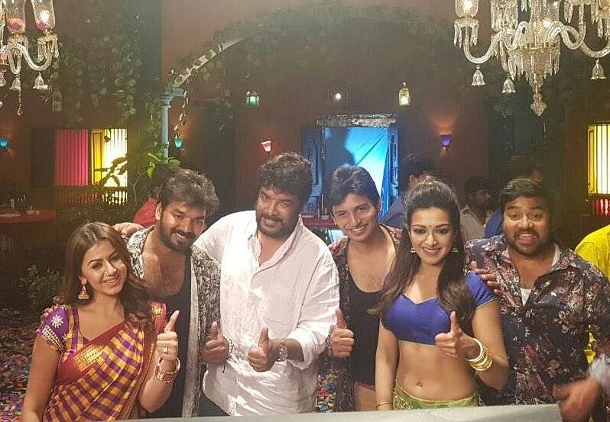 சுந்தர். சி இயக்கத்தில் உருவாகியுள்ள கலகலப்பு 2 பட டீசர் வெளியீடு!