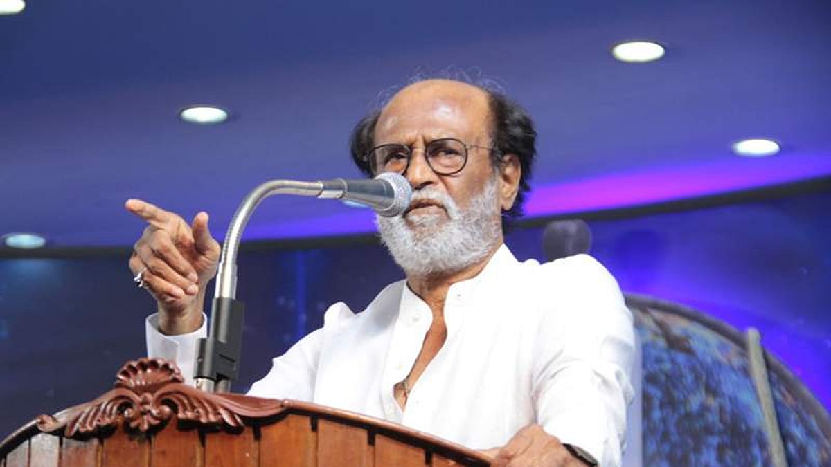 அரசியலுக்கு காலம் மிக முக்கியம்: ரஜினி பேச்சு!