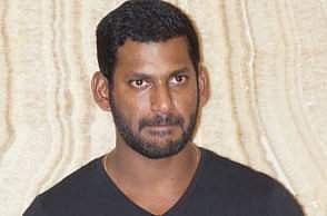 அமெரிக்காவில் பத்து நாட்கள் சிகிச்சை  பெறச் சென்றுள்ள நடிகர் விஷால்! 