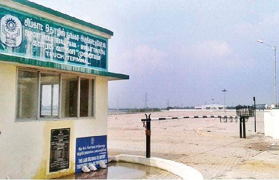 இருங்காட்டுக்கோட்டை- ஒரகடம் சிப்காட்களில்பயன்பாட்டுக்கு வராத கனரக ஊர்தி முனையங்கள்...!
