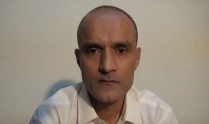 குல்பூஷண் ஜாதவை சந்திக்க தாய், மனைவிக்கு விசா வழங்க பாக். ஒப்புதல்: சுஷ்மா ஸ்வராஜ்