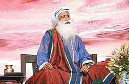 நீா் சேமிப்புக்கு அணைகள் மட்டுமே தீா்வல்ல: சத்குரு ஜக்கி வாசுதேவ்