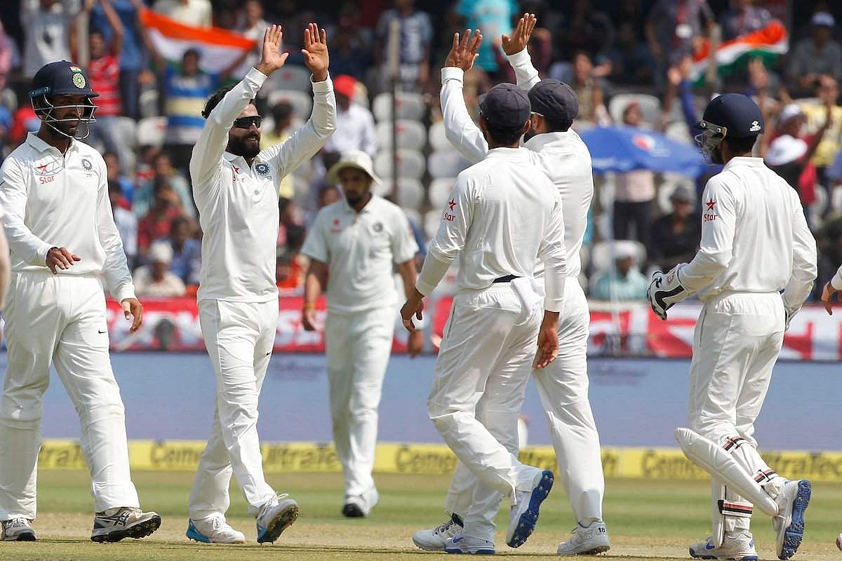 டெஸ்ட்: 5 விக்கெட்டுகளை இழந்து வங்கதேசம் தவிப்பு!