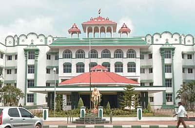 மதுரை 293-வது ஆதினமாக நித்தியானந்தர் தொடரலாம்: உயர் நீதிமன்ற மதுரை கிளை