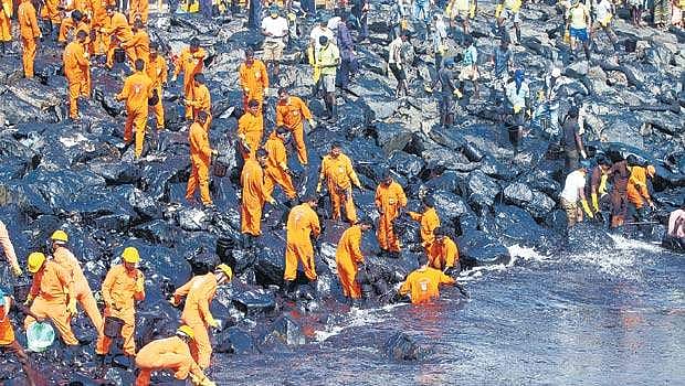 எண்ணெய் படலம் ஏற்படுத்தும் குழப்பங்கள்...!