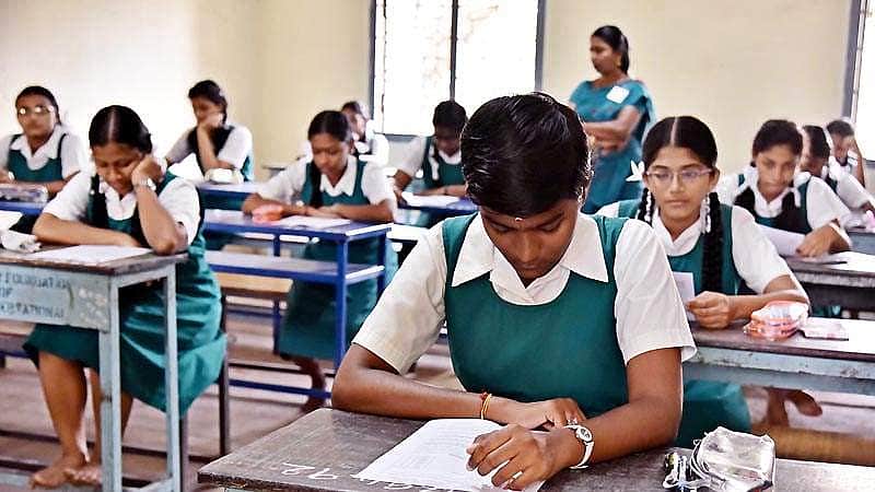 சிபிஎஸ்இ 10, 12-ம் வகுப்பு தேர்வுகளில் மதிப்பெண் முறை பின்பற்றப்படும்: சிபிஎஸ்இ அறிவிப்பு