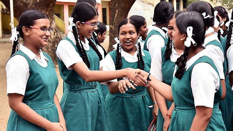 10-ஆம் வகுப்பு தேர்வு முடிவுகள் வெளியாகின: 94.5 சதவீதம் தேர்ச்சி