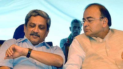 பாதுகாப்புத் துறை அமைச்சராக ஜேட்லிக்கு கூடுதல் பொறுப்பு!