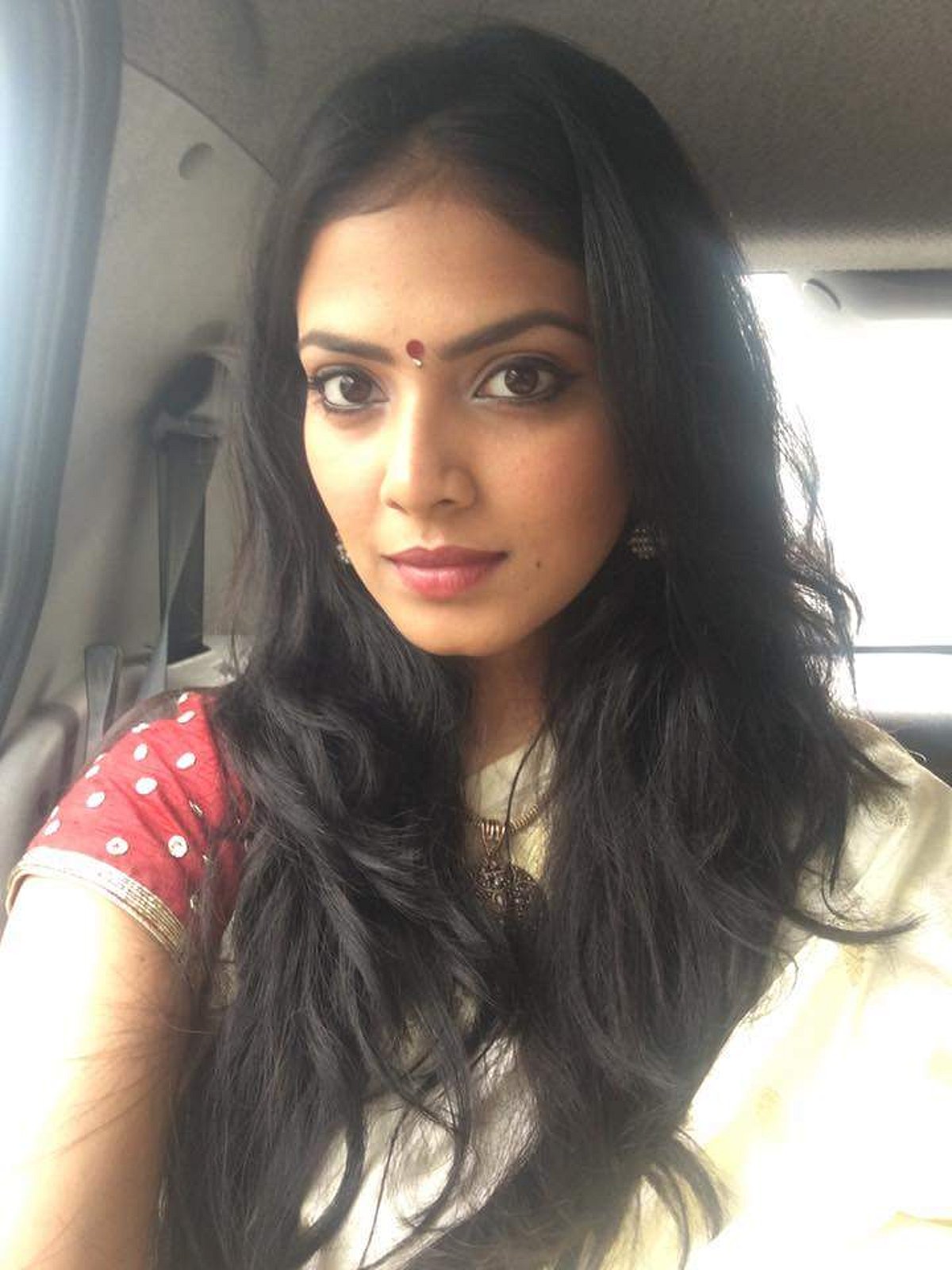 மஜித் மஜிதி படத்தில் மலையாள நடிகை! (படங்கள்)