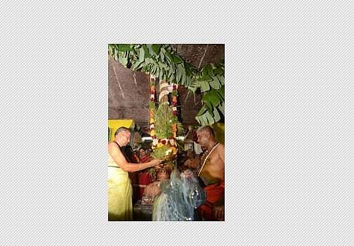 ஸ்ரீவில்லிபுத்தூர் பெரிய மாரியம்மன் பூக்குழி உற்சவம்: கொடியேற்றத்துடன் தொடக்கம்