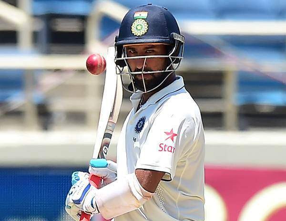 டெஸ்ட்: புஜாரா சூப்பர் சதம்! ஆஸி. ஸ்கோரை நெருங்கும் இந்தியா!