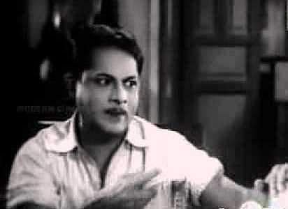 எவனும் எங்க வம்புக்கு வர்றதில்லை.