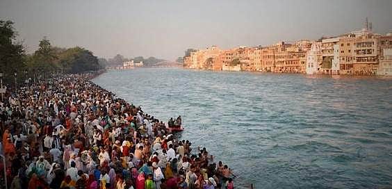 வாராணசிக்கு வரும் பக்தர்களுக்கு புதிய நிபந்தனை