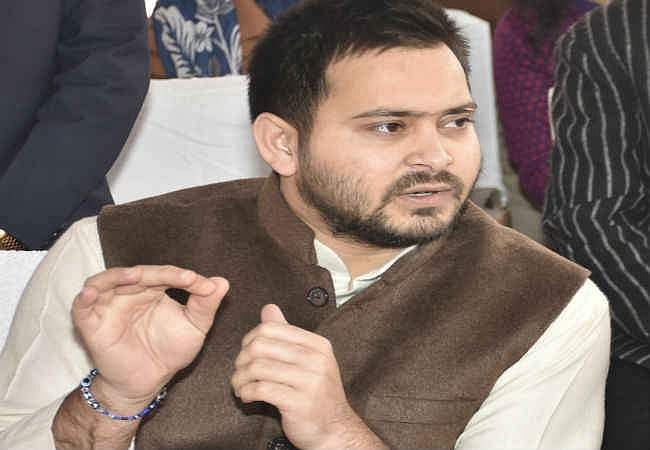 யோகி ஆதித்யநாத்துக்கு தைரியமிருந்தால் பிகாரைப் போல உ.பி யிலும் நிரந்தர மது ஒழிப்புக்கு உத்தரவிடலாமே!: லாலு மகன் கேள்வி!