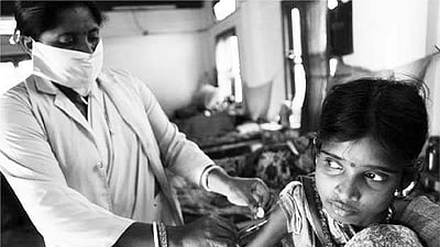 காசநோய்க்கு சிகிச்சை அளிக்கும் தனியார் மருத்துவர்களுக்கு ஊக்கத் தொகை: மத்திய அரசு திட்டம்